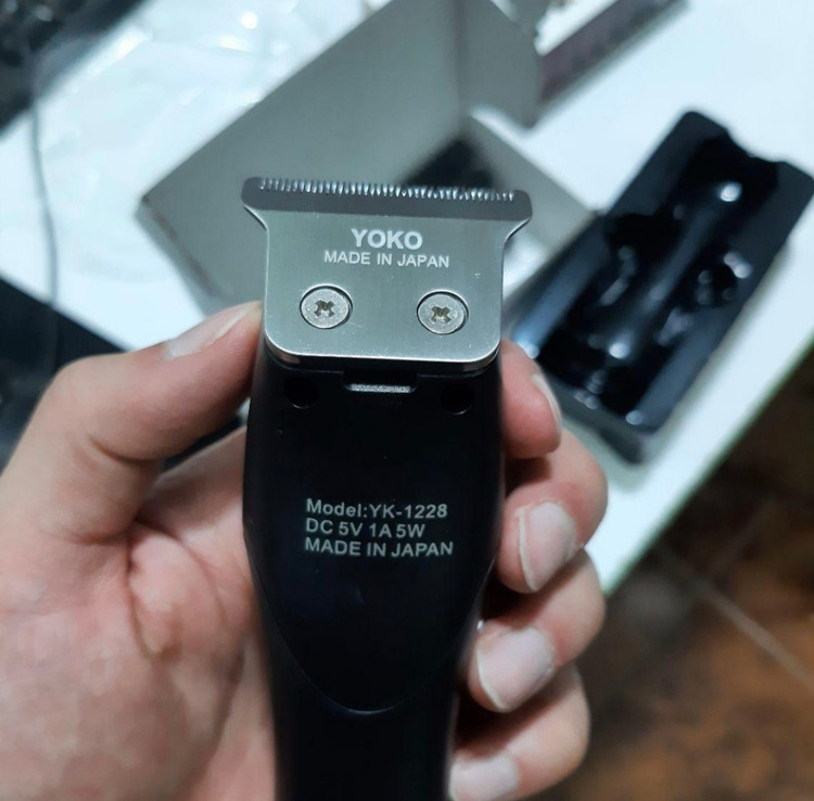 ماشین اصلاح یوکو مدل Yoko br-1228