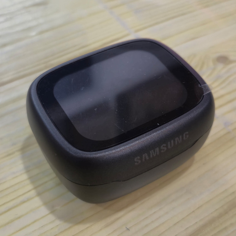 ایرپاد نمایشگردار سامسونگ مدل Galaxy live beam4
